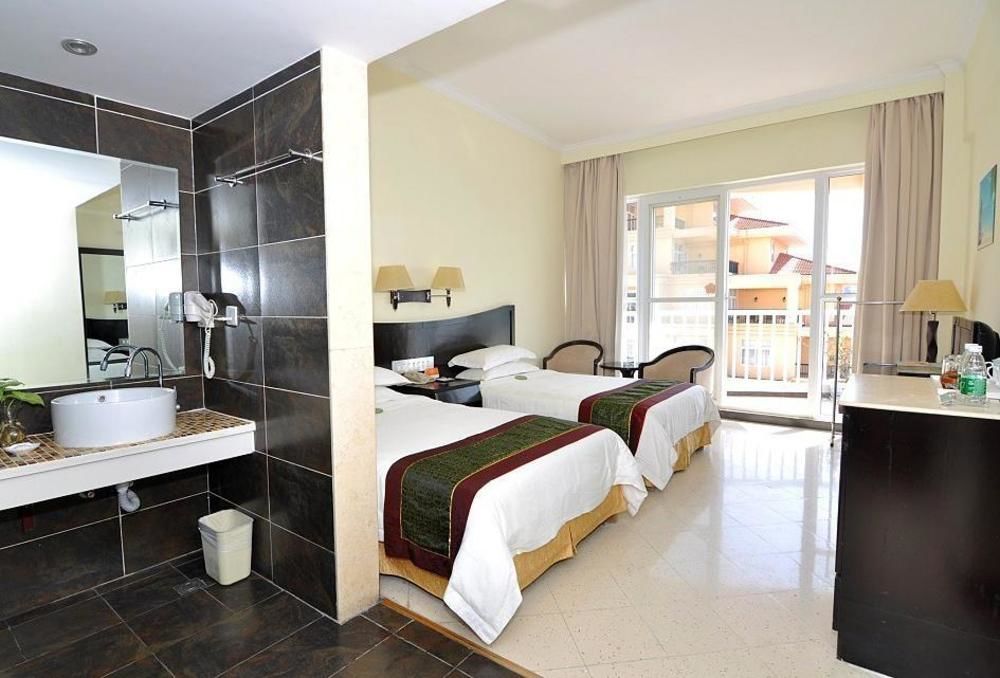 Sanya Jingwei Hotel - סניה מראה חיצוני תמונה