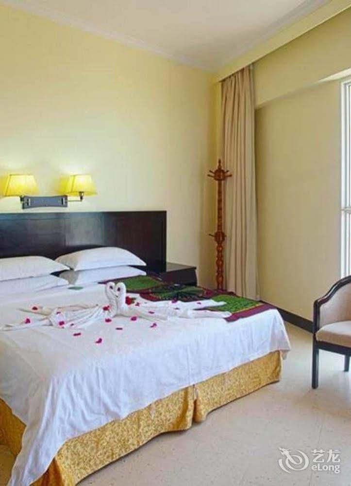 Sanya Jingwei Hotel - סניה מראה חיצוני תמונה